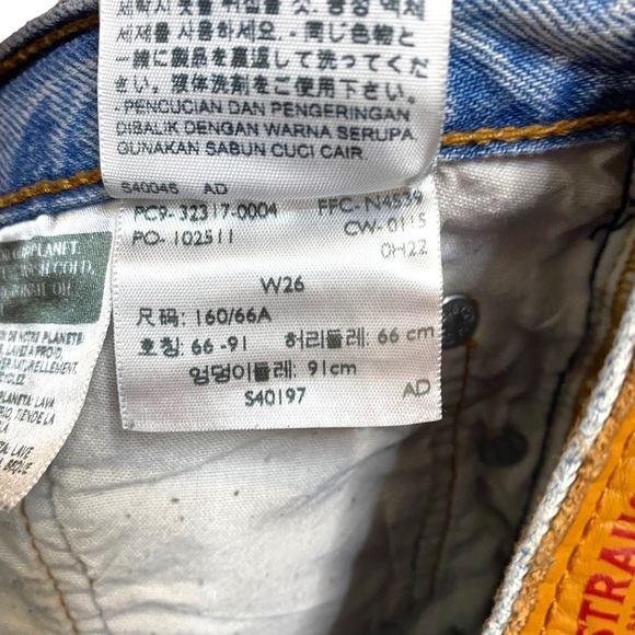 LEVI'S 501 Original Cut Off Denim Shorts - Picture 4 of 13